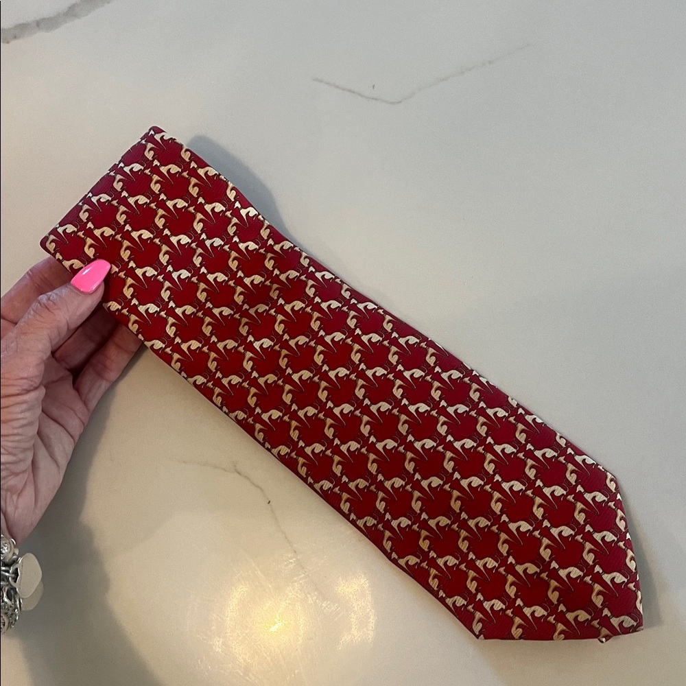 Eximious of London Italian 100% silk tie dog motifs. EVC